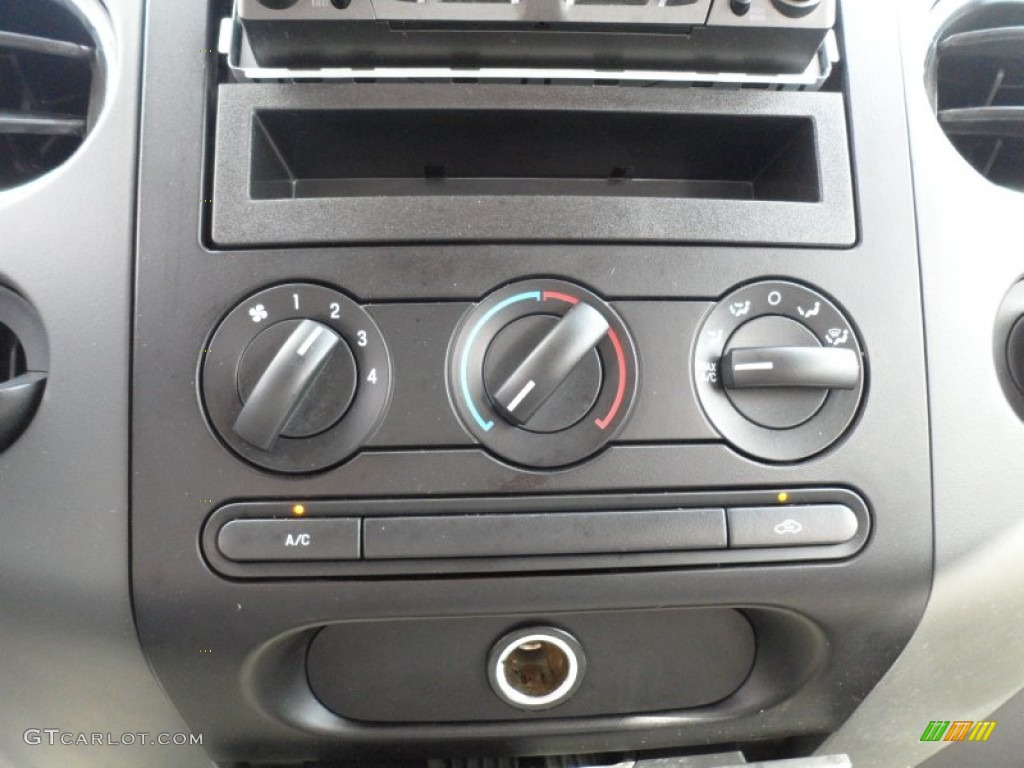 2005 F150 XLT SuperCrew - Dark Shadow Grey Metallic / Medium Flint/Dark Flint Grey photo #33