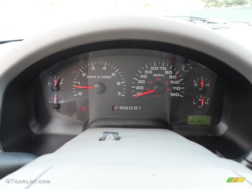 2005 F150 XLT SuperCrew - Dark Shadow Grey Metallic / Medium Flint/Dark Flint Grey photo #35