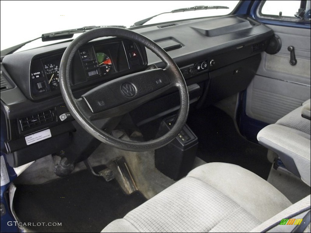 1991 Volkswagen Vanagon GL w/Wheelchair Access Gray/Black Dashboard Photo #60625897