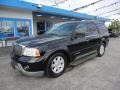 Black Clearcoat 2004 Lincoln Navigator Luxury Exterior