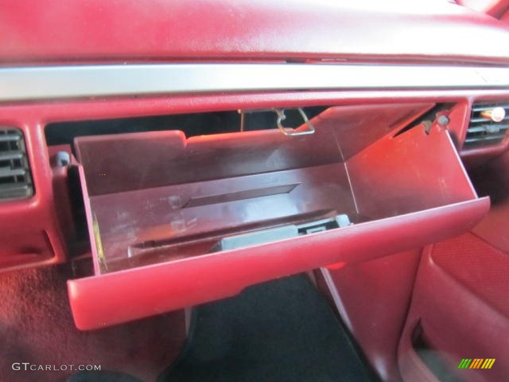 1995 F150 XLT Regular Cab 4x4 - Electric Currant Red Pearl / Red photo #11