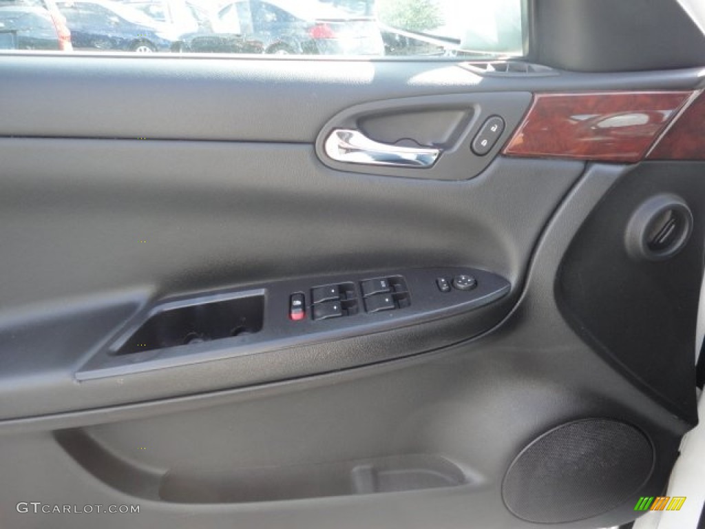 2009 Impala LS - White / Ebony photo #9