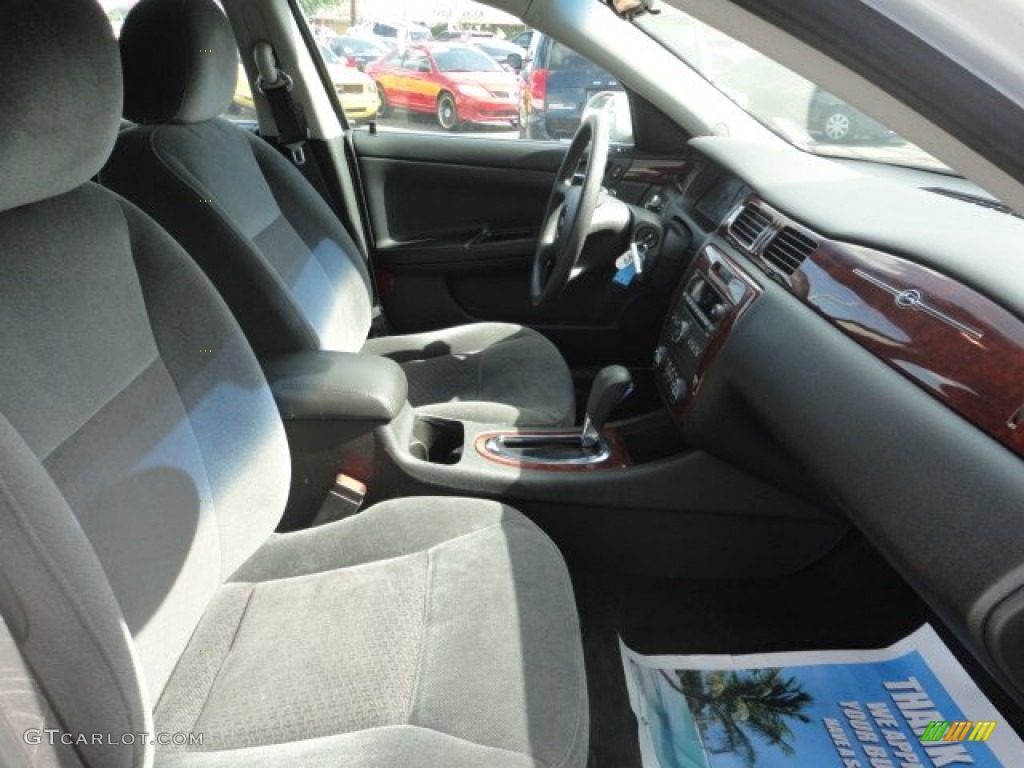 2009 Impala LS - White / Ebony photo #13