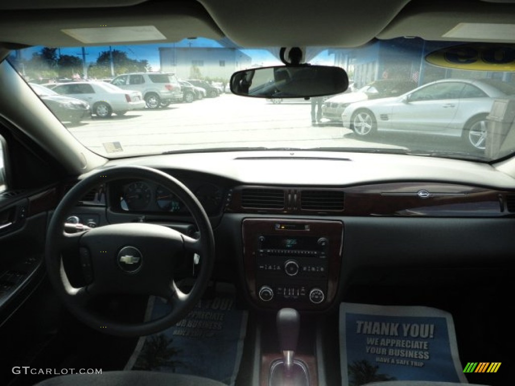 2009 Impala LS - White / Ebony photo #16