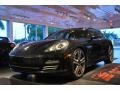 Basalt Black Metallic - Panamera 4 Photo No. 1