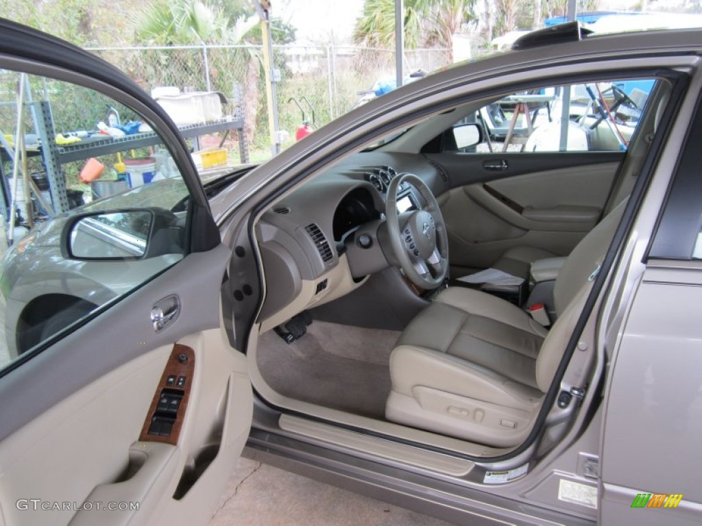 2008 Altima 3.5 SL - Pebble Beach Metallic / Blond photo #13