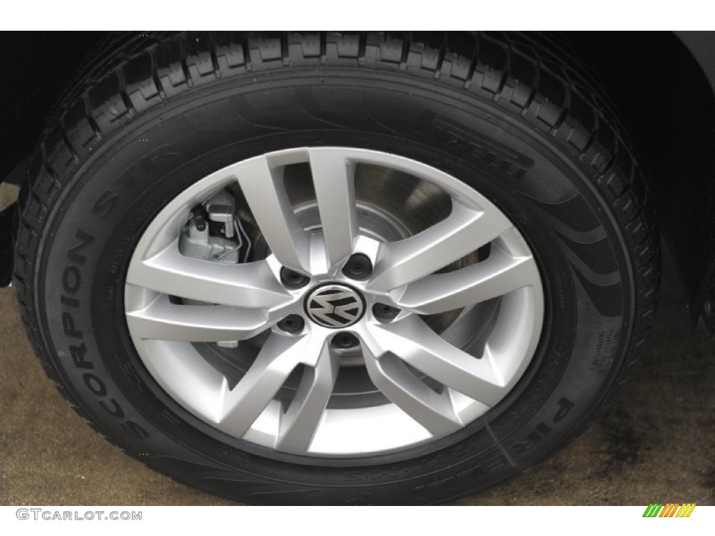 2012 Tiguan S - Deep Black Metallic / Black photo #4