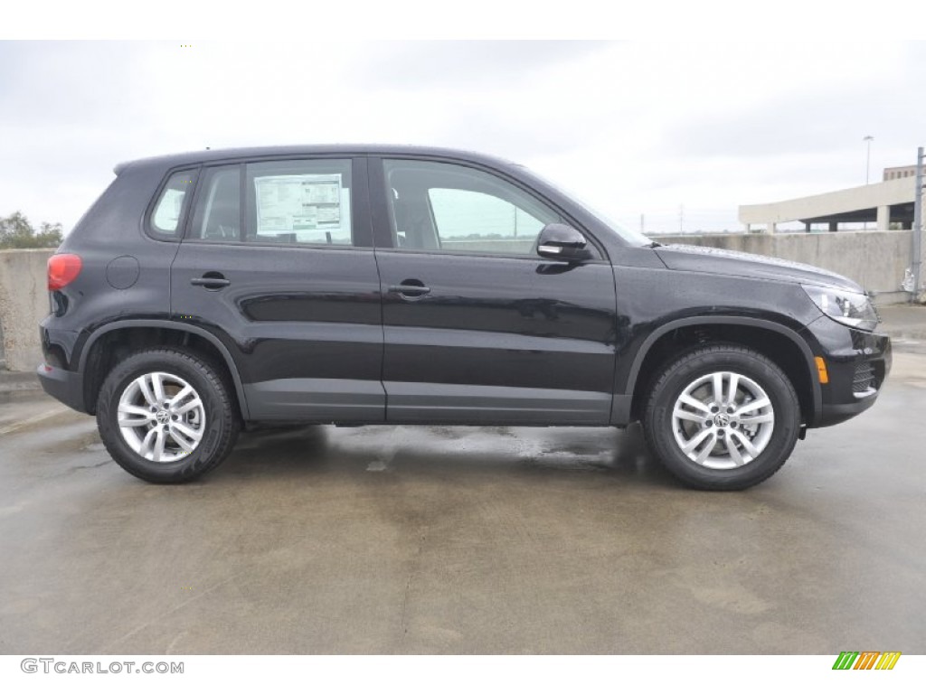 2012 Tiguan S - Deep Black Metallic / Black photo #7