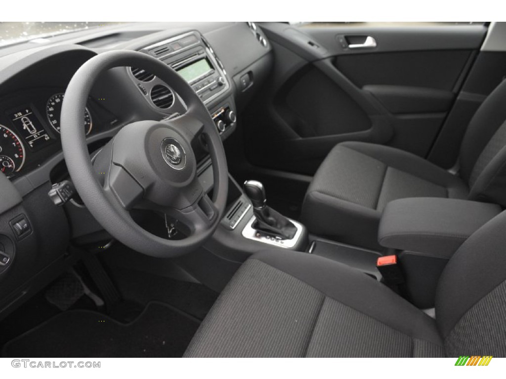2012 Tiguan S - Deep Black Metallic / Black photo #9