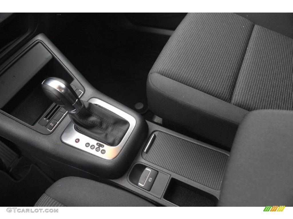 2012 Tiguan S - Deep Black Metallic / Black photo #12