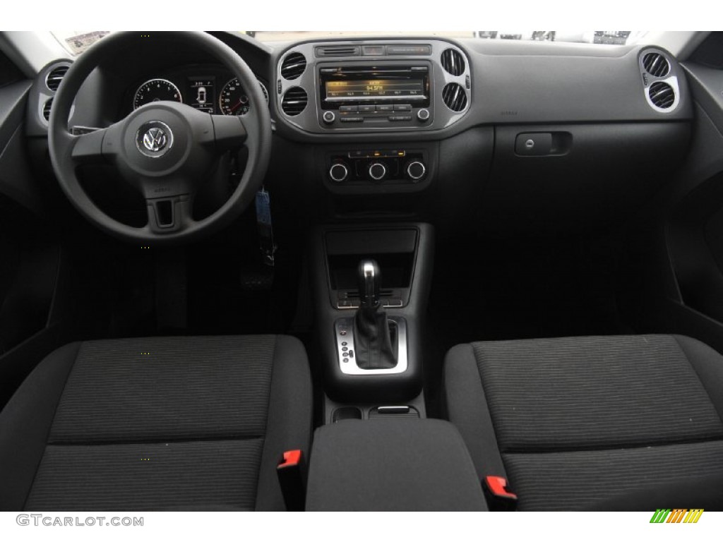 2012 Tiguan S - Deep Black Metallic / Black photo #20