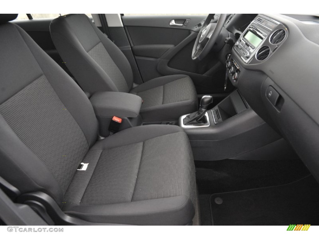 2012 Tiguan S - Deep Black Metallic / Black photo #25