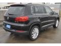 Deep Black Metallic - Tiguan SE Photo No. 6