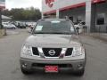 2006 Polished Pewter Nissan Frontier LE Crew Cab 4x4  photo #2