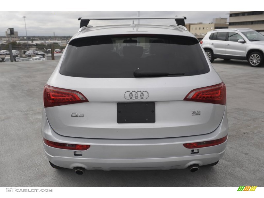 2009 Q5 3.2 Premium quattro - Ice Silver Metallic / Light Gray photo #4