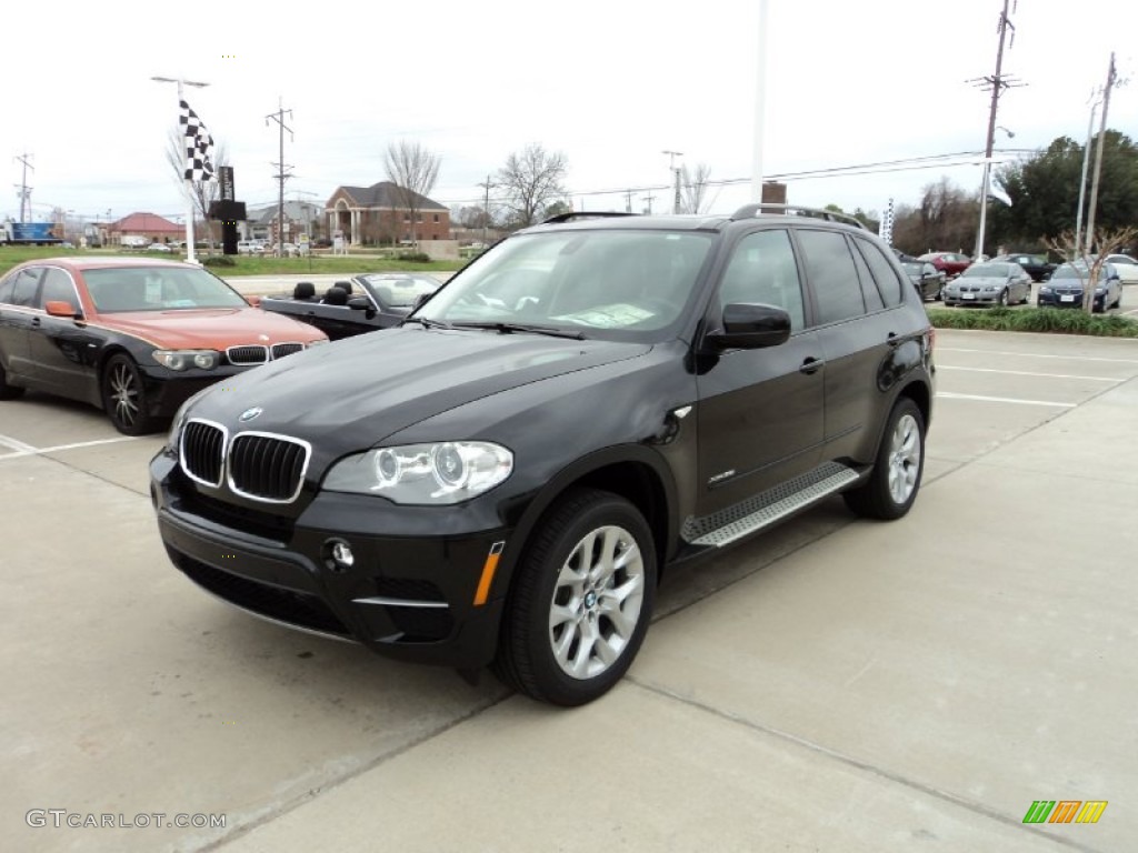 2012 X5 xDrive35i Premium - Black Sapphire Metallic / Black photo #1