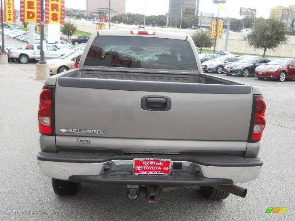 2006 Silverado 2500HD LT Crew Cab 4x4 - Graystone Metallic / Dark Charcoal photo #6