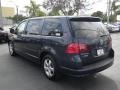 2009 Atlantis Blue Metallic Volkswagen Routan SE  photo #7