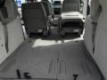 Atlantis Blue Metallic - Routan SE Photo No. 17