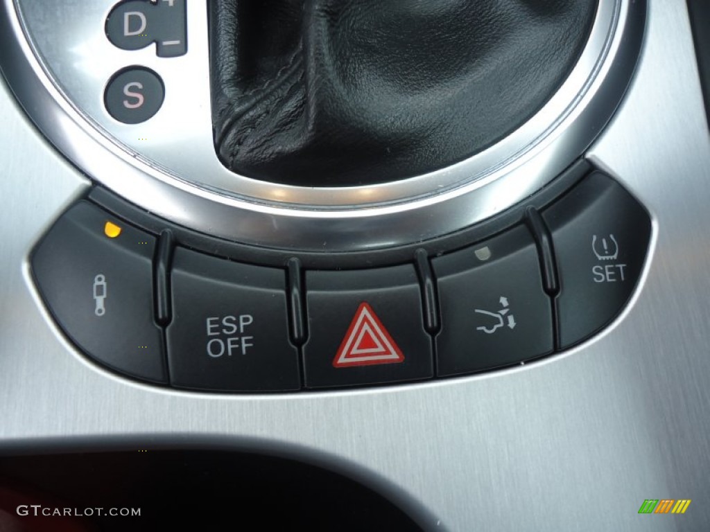 2008 Audi TT 3.2 quattro Coupe Controls Photo #60650279