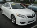 Super White - Camry SE Photo No. 1