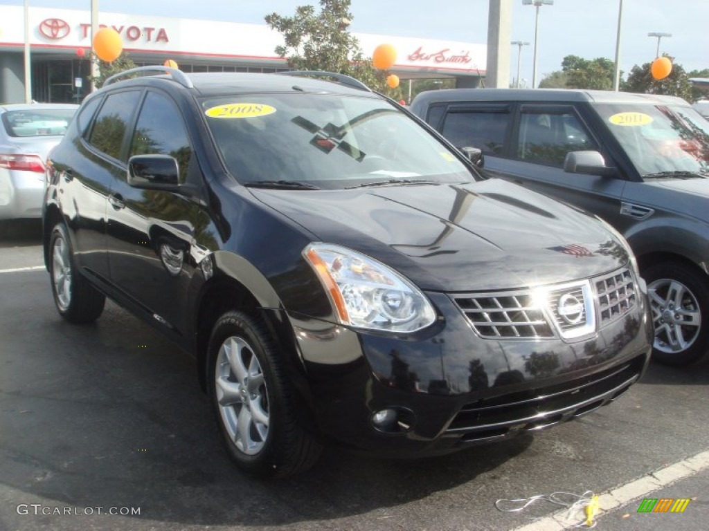 Wicked Black Nissan Rogue