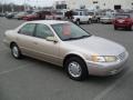 1999 Cashmere Beige Metallic Toyota Camry LE  photo #5