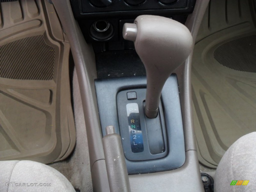 1999 Camry LE - Cashmere Beige Metallic / Gray photo #10