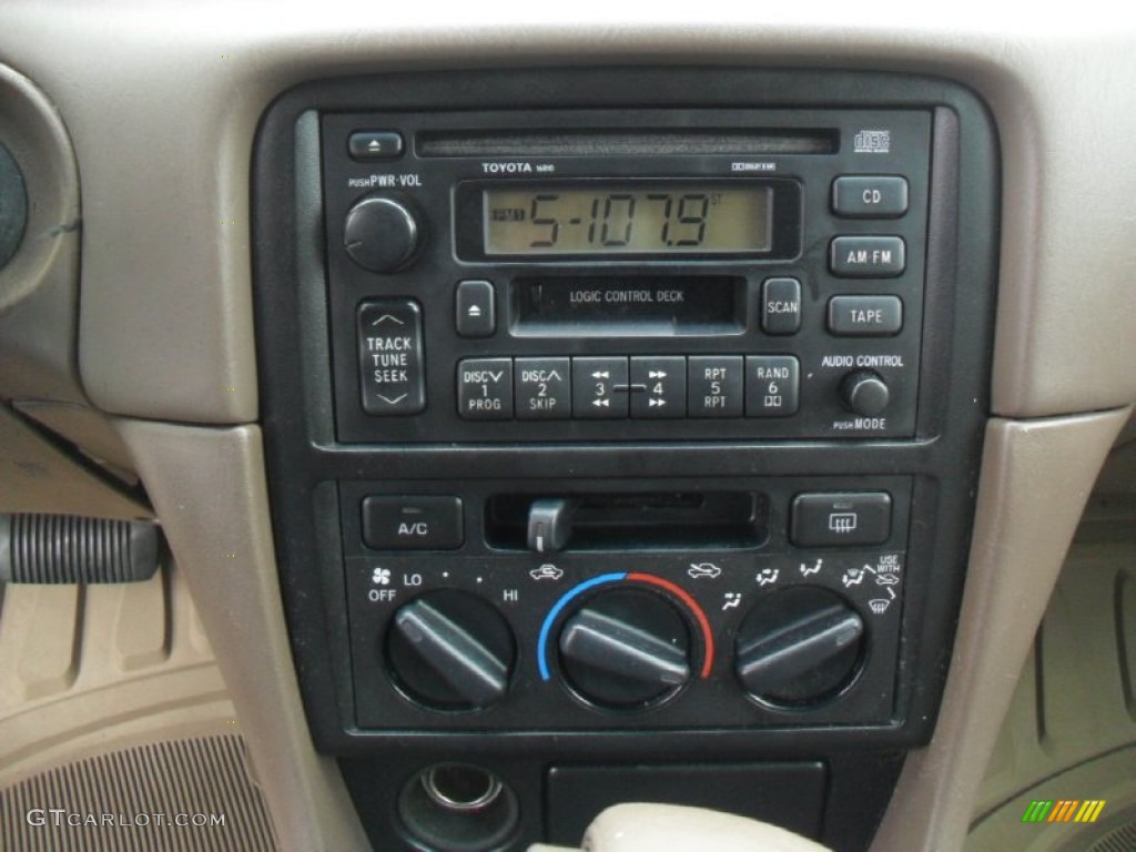 1999 Camry LE - Cashmere Beige Metallic / Gray photo #11