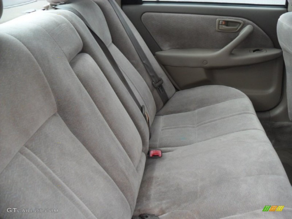 1999 Camry LE - Cashmere Beige Metallic / Gray photo #19