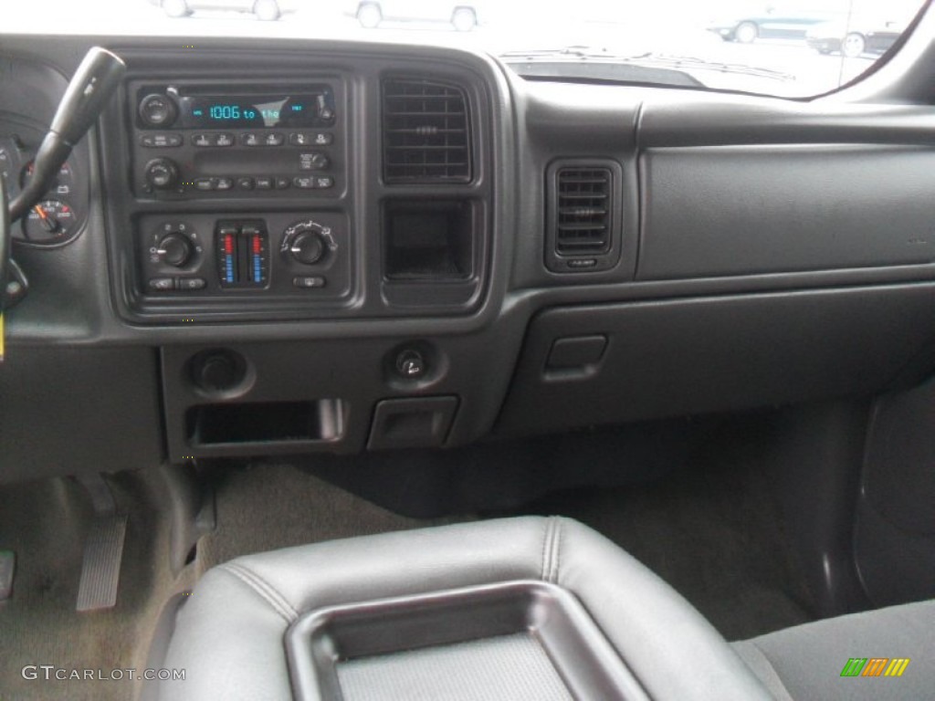 2007 Silverado 1500 Classic LS Extended Cab 4x4 - Graystone Metallic / Dark Charcoal photo #16