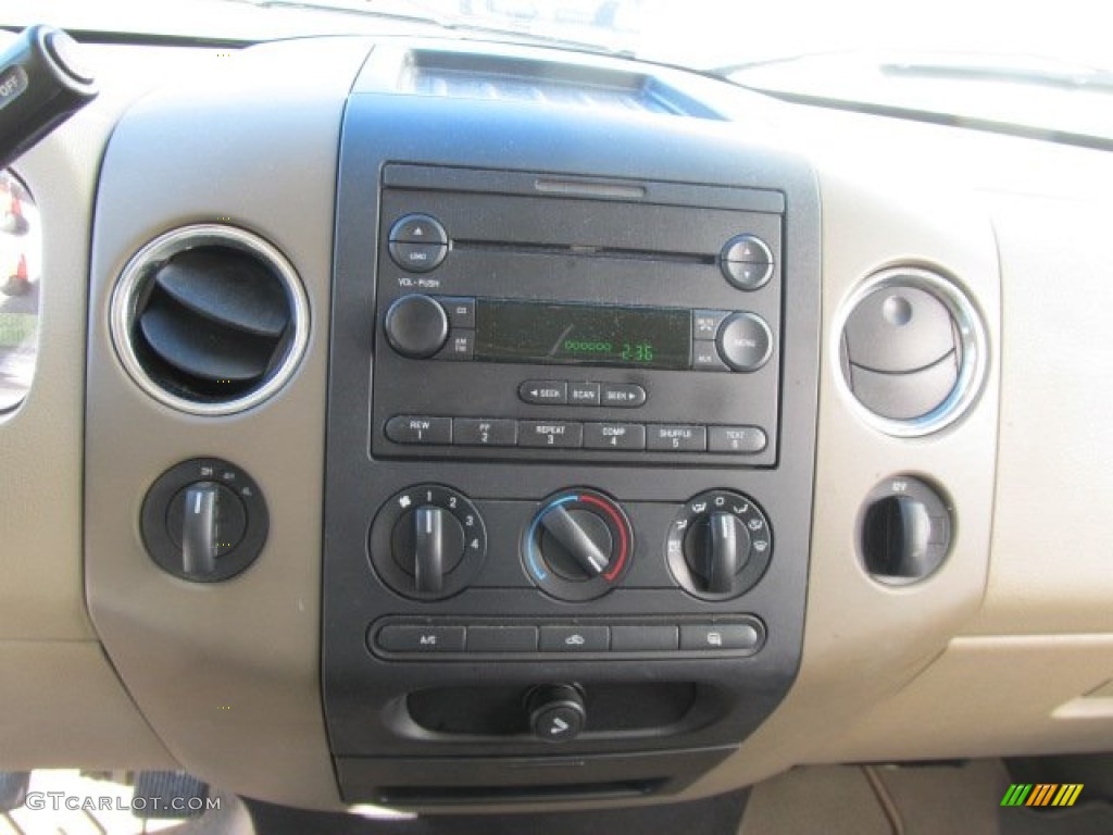 2004 F150 XLT SuperCrew 4x4 - Arizona Beige Metallic / Tan photo #16
