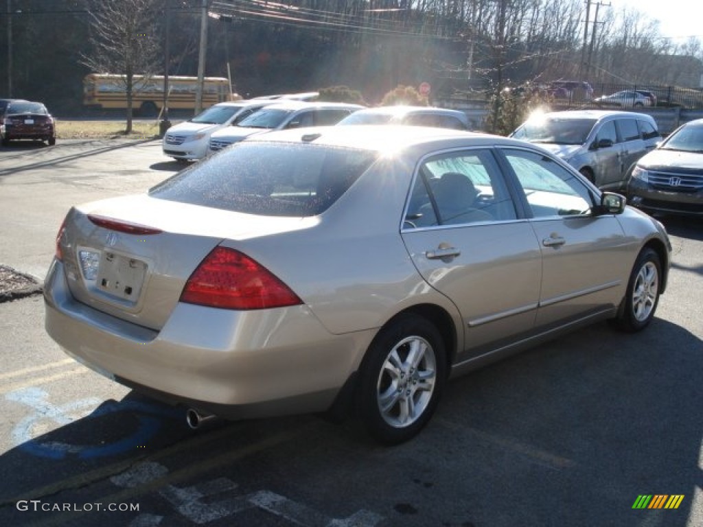 2006 Accord EX-L Sedan - Desert Mist Metallic / Ivory photo #5