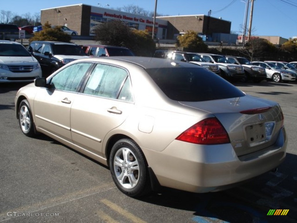 2006 Accord EX-L Sedan - Desert Mist Metallic / Ivory photo #7