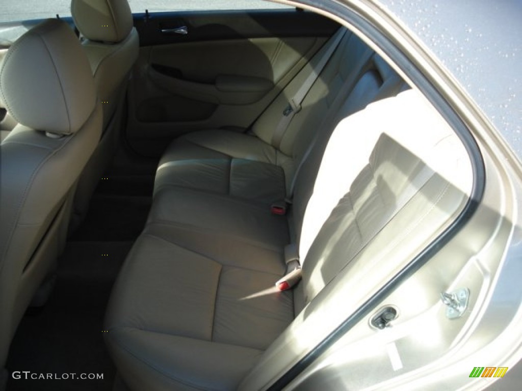 2006 Accord EX-L Sedan - Desert Mist Metallic / Ivory photo #16