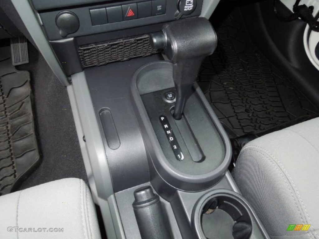 2009 Jeep Wrangler Unlimited X 4 Speed Automatic Transmission Photo #60661646