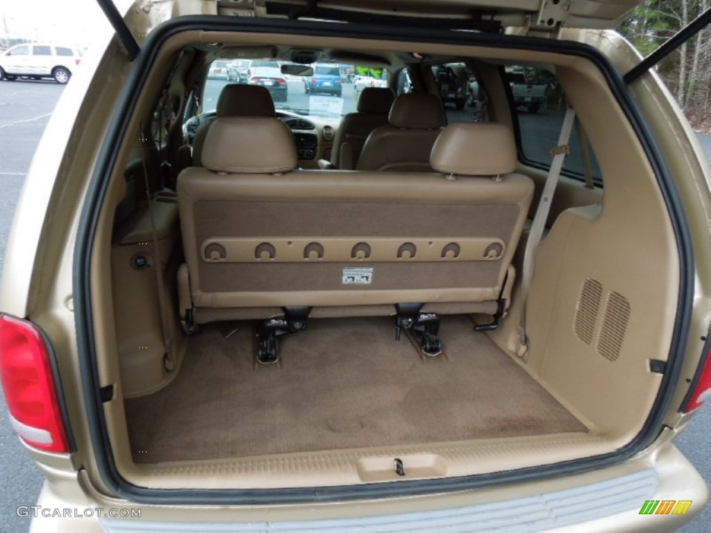 1999 Chrysler Town & Country LX Trunk Photos