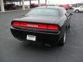 Pitch Black - Challenger SXT Photo No. 3