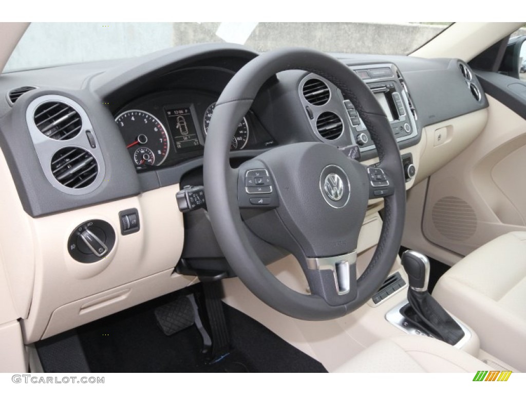 2012 Tiguan SE - Deep Black Metallic / Beige photo #9