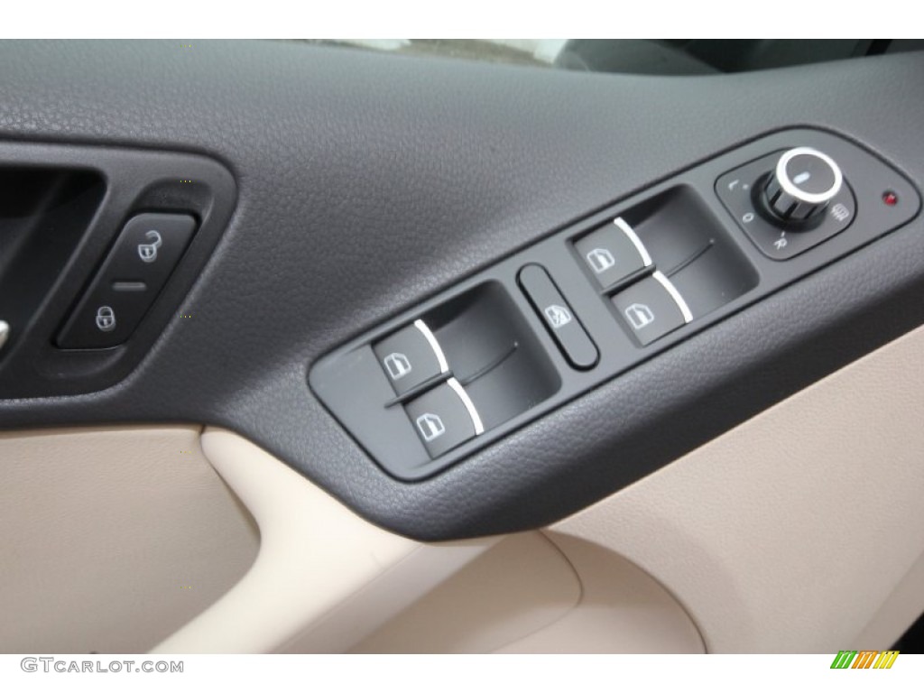 2012 Tiguan SE - Deep Black Metallic / Beige photo #12