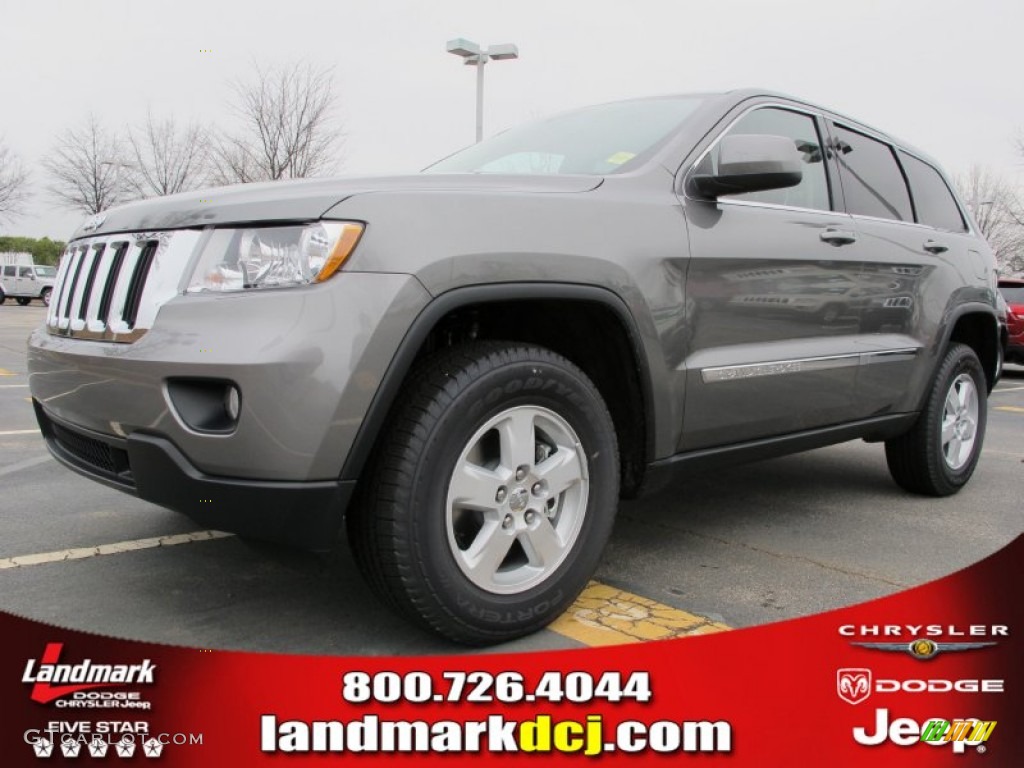 2012 Grand Cherokee Laredo - Mineral Gray Metallic / Dark Graystone/Medium Graystone photo #1