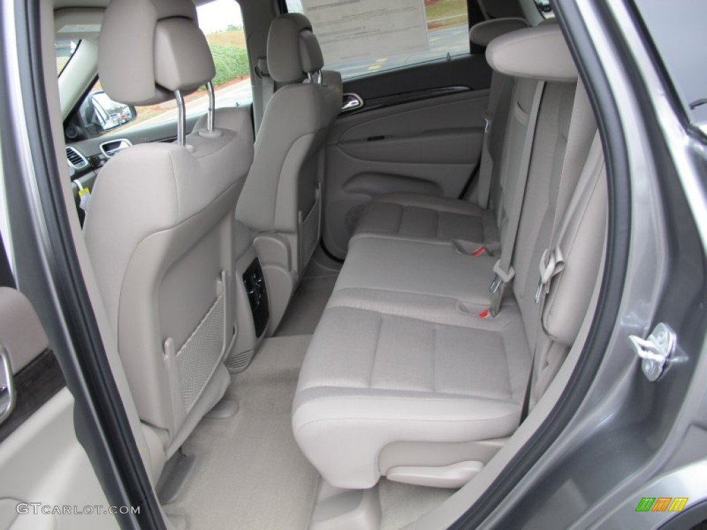 Dark Graystone/Medium Graystone Interior 2012 Jeep Grand Cherokee Laredo Photo #60667442