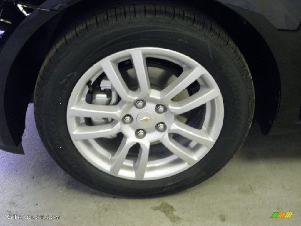 2012 Chevrolet Sonic LT Sedan Wheel Photo #60670622