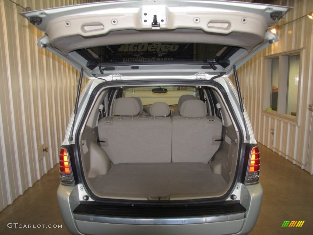 2006 Mercury Mariner Premier Trunk Photo #60672836