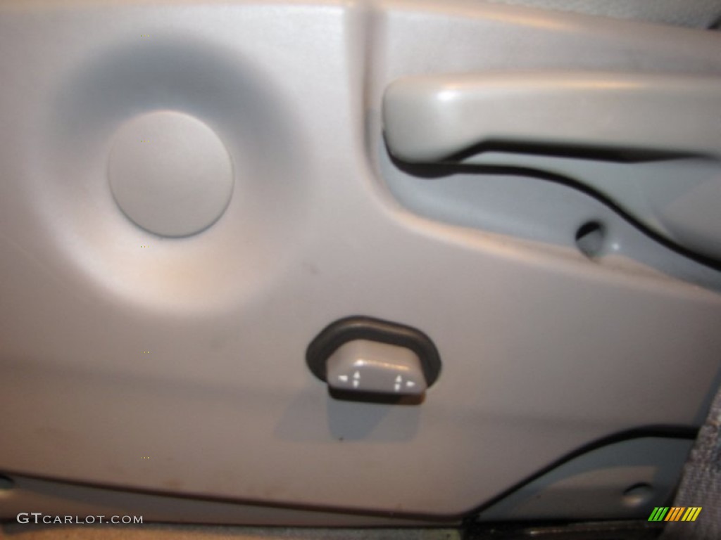 2005 Montana SV6 FWD - Emerald Green Metallic / Gray photo #12