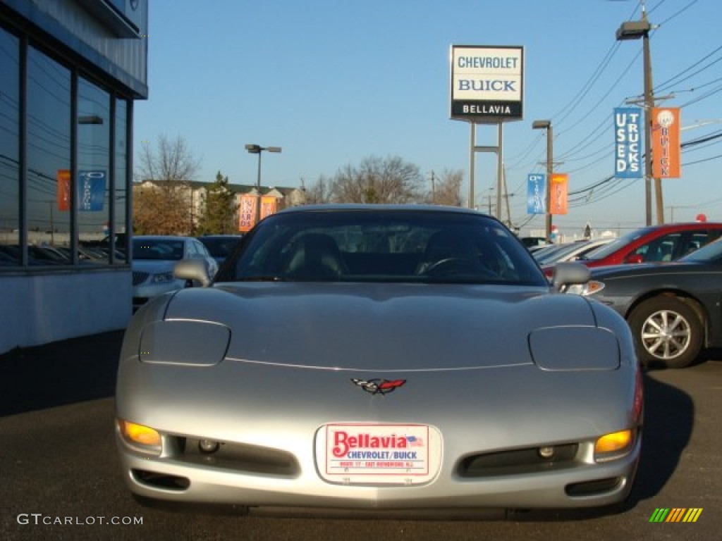 2000 Corvette Coupe - Sebring Silver Metallic / Black photo #2