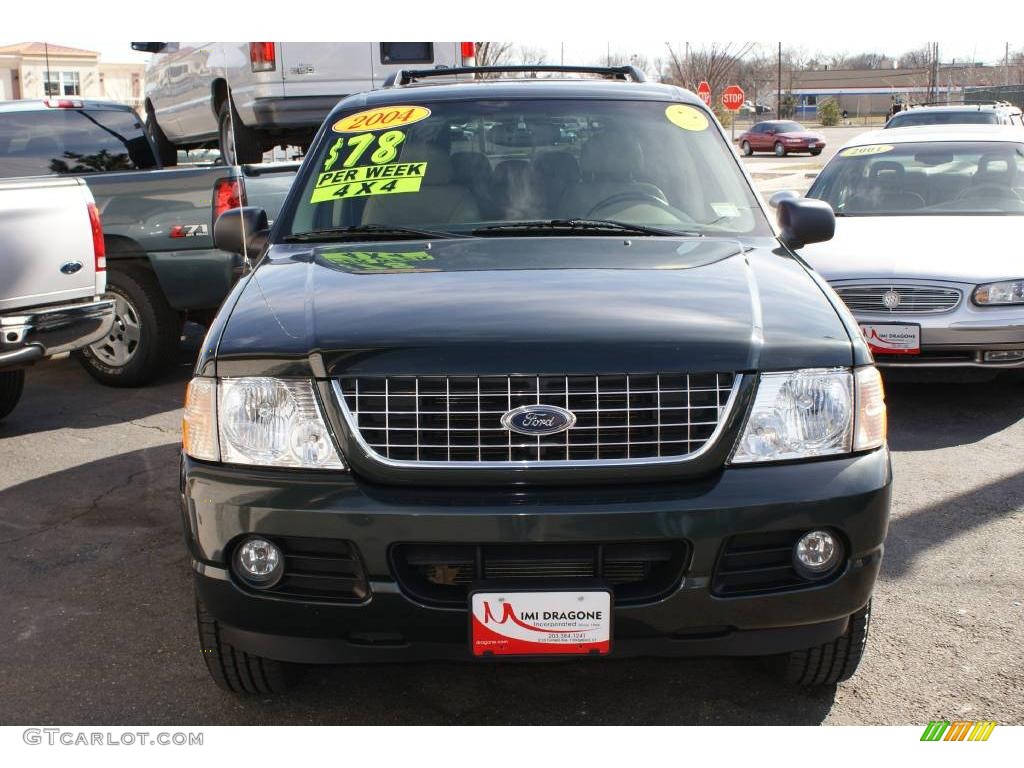 2004 Explorer XLT 4x4 - Aspen Green Metallic / Medium Parchment photo #2