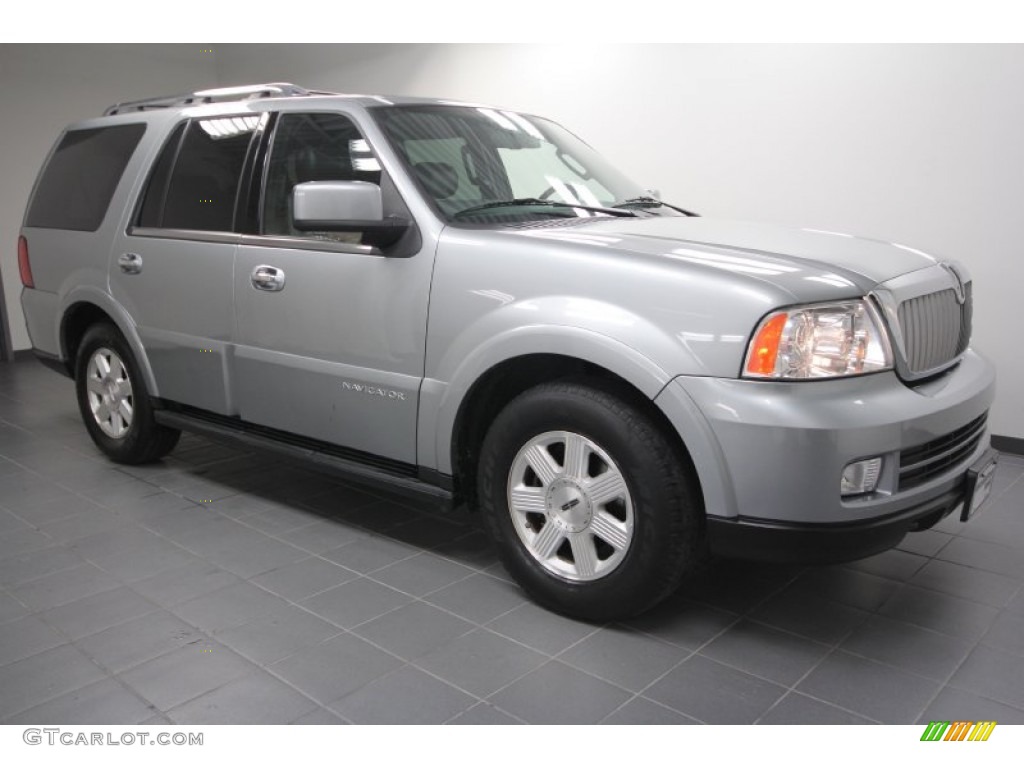 2006 Lincoln Navigator Ultimate Exterior Photos