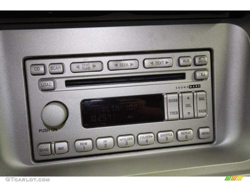 2006 Lincoln Navigator Ultimate Audio System Photos