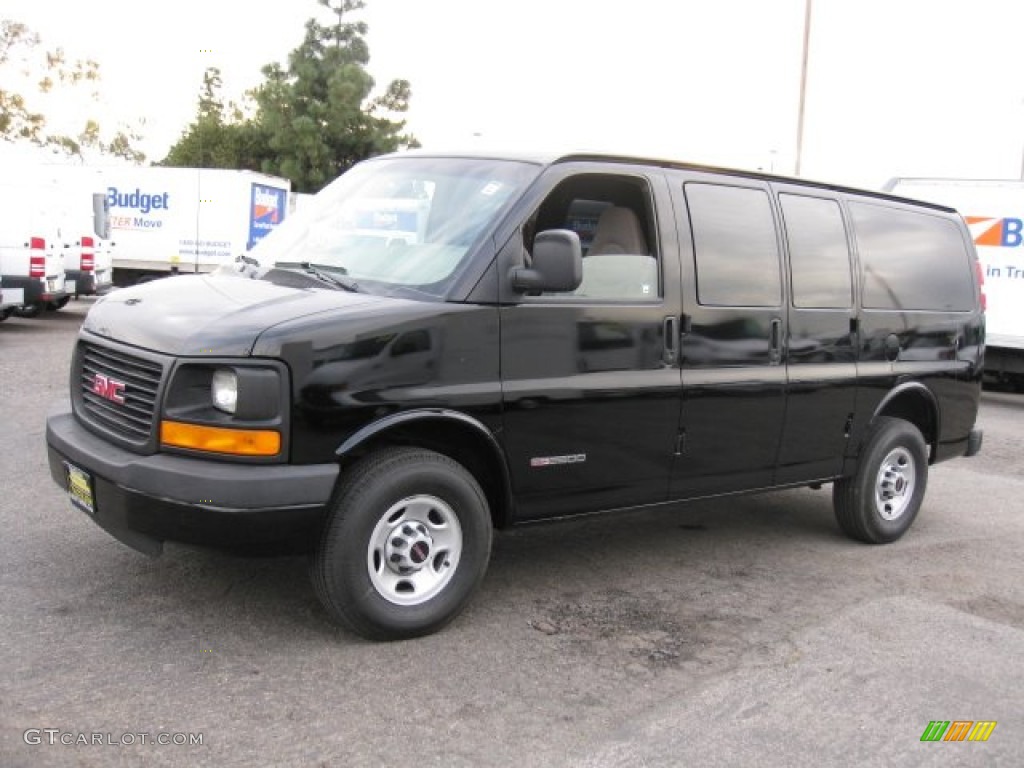 2005 Savana Van 2500 Cargo - Onyx Black / Medium Pewter photo #3